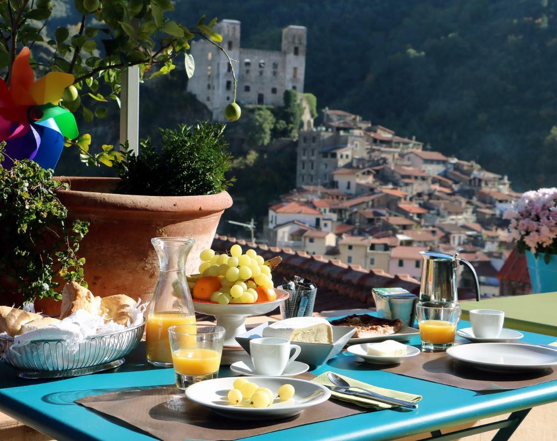 Talking Stones Bed and Breakfast Dolceacqua Εξωτερικό φωτογραφία